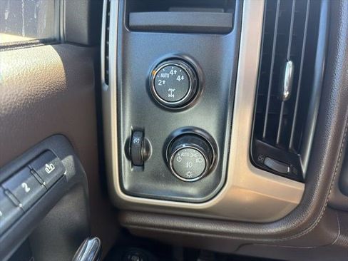 Used 2015 GMC Sierra 1500 Denali w/ Driver Alert Package image 26