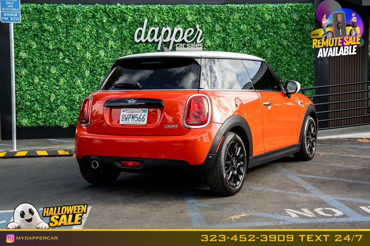 Used 2021 MINI Cooper 2-Door Hardtop w/ 6.5" Touchscreen Package FWD image 5
