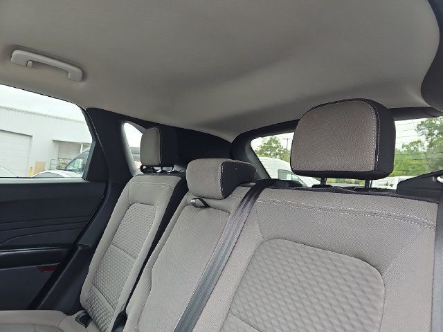 Used 2022 Ford Escape SE w/ Convenience Package FWD image 14