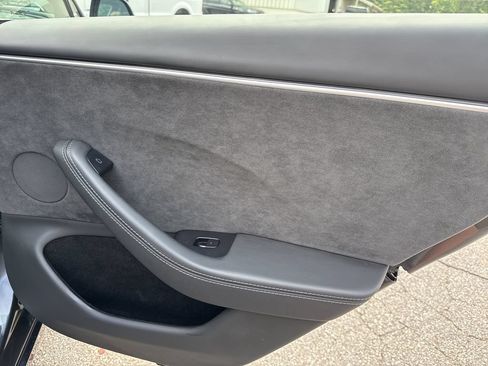Used 2025 Tesla Model 3 Long Range AWD/4WD image 16