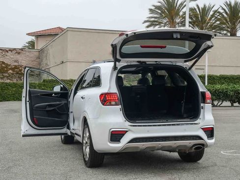 Used 2019 Kia Sorento SX FWD image 26