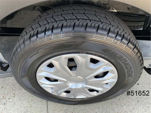 Used 2019 Ford Transit 150 XLT image 26