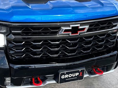 Used 2022 Chevrolet Silverado 1500 ZR2 w/ Technology Package image 30