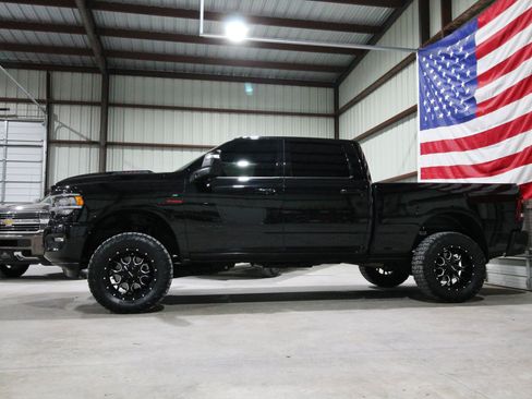 Used 2024 RAM 3500 Laramie w/ Night Edition AWD/4WD image 5