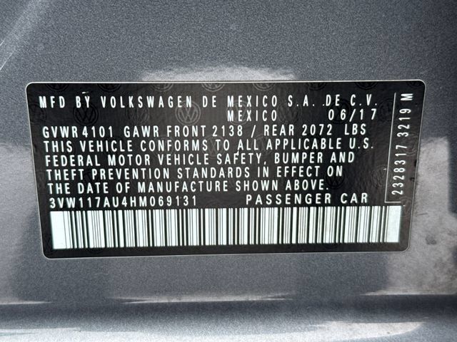 Used 2017 Volkswagen Golf S FWD image 24