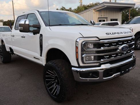 Used 2024 Ford F350 Lariat w/ Lariat Ultimate Package AWD/4WD image 3