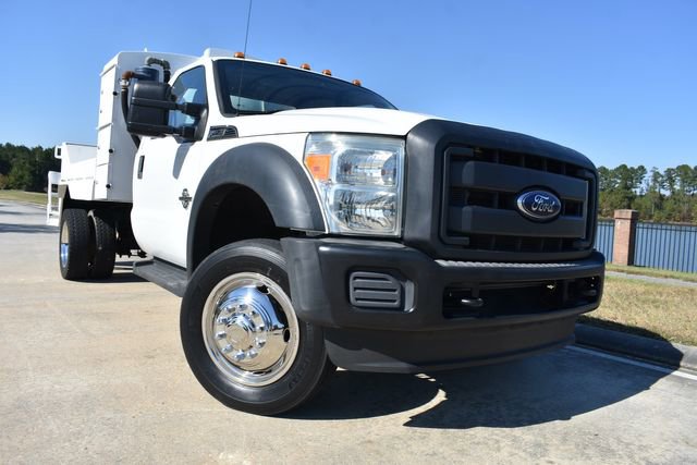 Used 2015 Ford F550 2WD Regular Cab Super Duty image 1