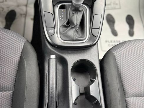 Used 2024 Kia Soul LX w/ Option Group 015 FWD image 13