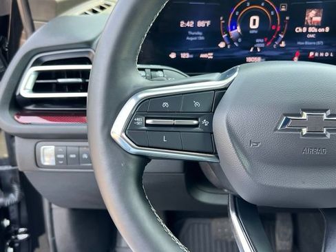 Used 2024 Chevrolet Traverse Z71 w/ LPO, Floor Liner Package AWD/4WD image 23