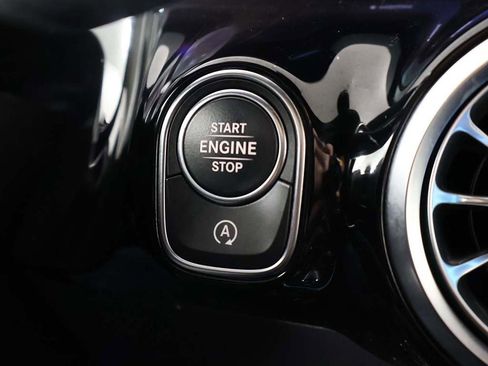 Used 2024 Mercedes-Benz GLA 250 4MATIC image 39