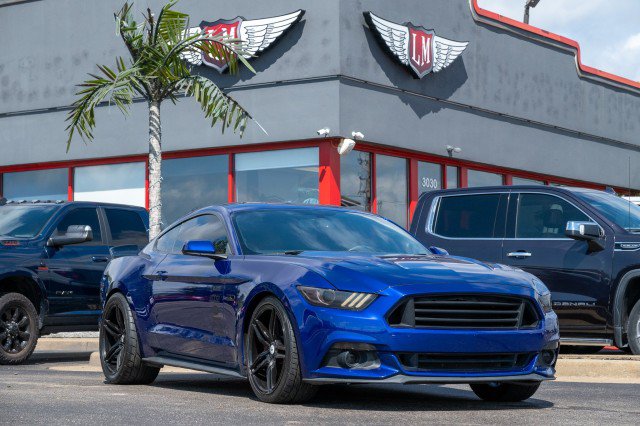 Used 2016 Ford Mustang GT Premium w/ Black Accent Package RWD image 1