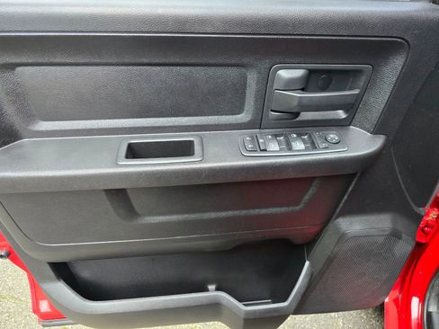 Used 2013 RAM 1500 Express image 21