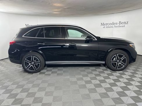 Certified 2026 Mercedes-Benz GLC 300 image 8
