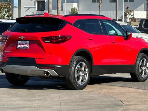 Certified 2024 Chevrolet Blazer LT FWD image 4