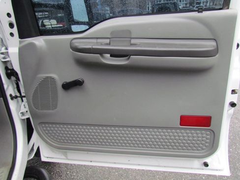 Used 2004 Ford F450 4x4 Crew Cab Super Duty image 18