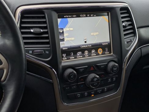 Used 2017 Jeep Grand Cherokee Limited image 30