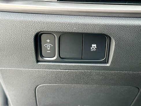 Used 2026 Kia Sorento S FWD image 10