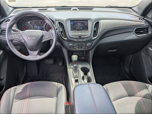 Certified 2023 Chevrolet Equinox RS FWD image 15