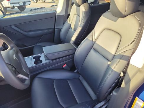 Used 2022 Tesla Model Y Performance image 19