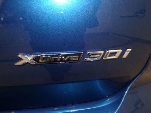 Used 2024 BMW X3 xDrive30i w/ Premium Package AWD/4WD image 7