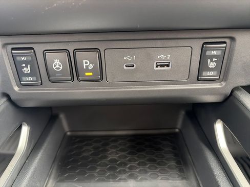 New 2026 Nissan Frontier SV w/ All-Weather Content Package AWD/4WD image 31