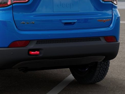 New 2026 Jeep Compass Trailhawk w/ Sun, Sound & Navigation Group AWD/4WD image 13