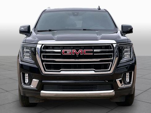 Used 2022 GMC Yukon SLT w/ SLT Luxury Package image 5