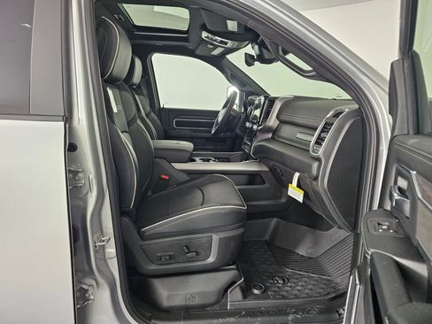 New 2026 RAM 3500 Laramie w/ Night Edition AWD/4WD image 39
