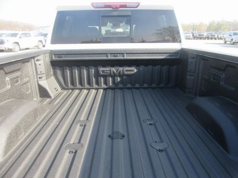 New 2026 GMC Sierra 2500 Denali Ultimate image 13