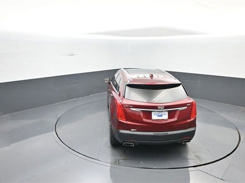 Used 2018 Cadillac XT5 Luxury w/ Driver Awareness Package image 24