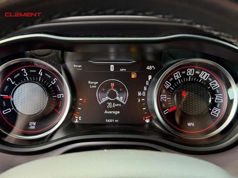 Used 2023 Dodge Challenger SXT image 21