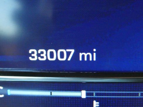 Certified 2024 Chevrolet Tahoe High Country w/ Advanced Technology Package AWD/4WD image 39