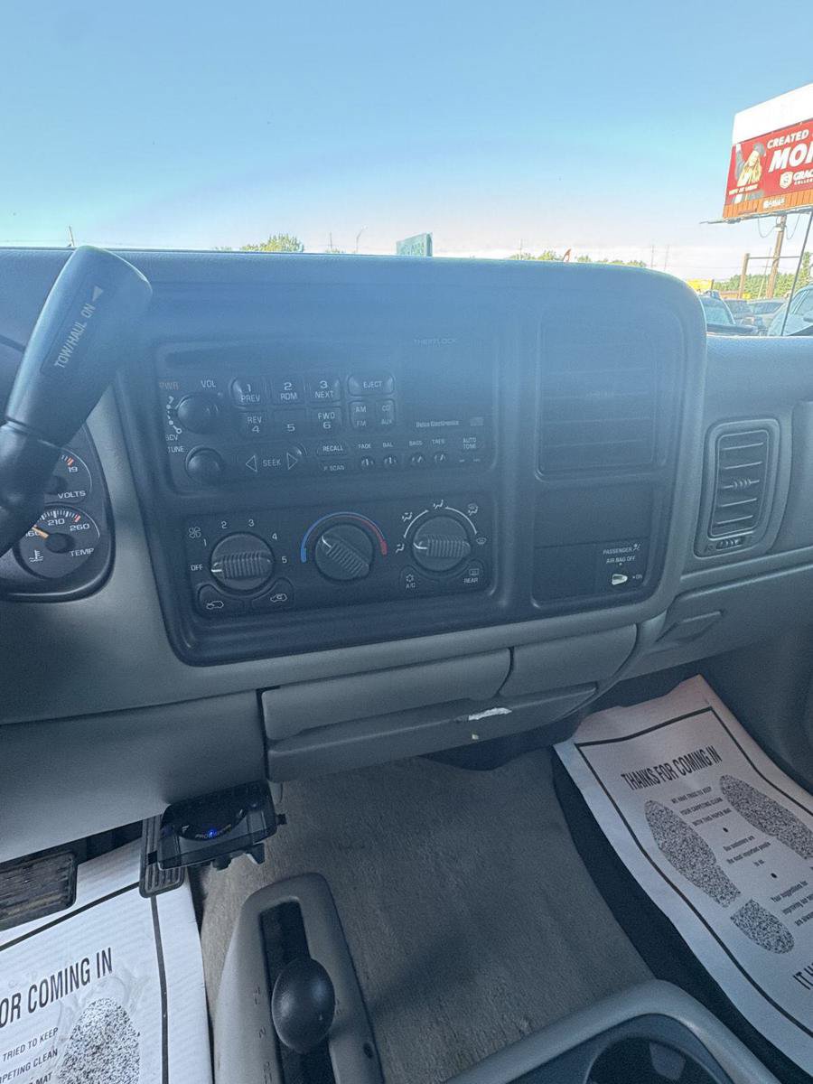 Used 2001 Chevrolet Silverado 2500 LT w/ Off-Road Skid Plate Pkg AWD/4WD image 7