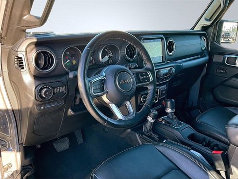 Used 2021 Jeep Wrangler Unlimited Sahara w/ Cold Weather Group image 15