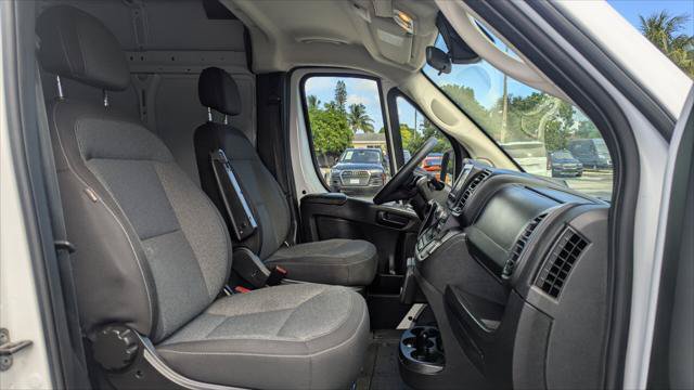 Used 2023 RAM ProMaster 2500 FWD image 17