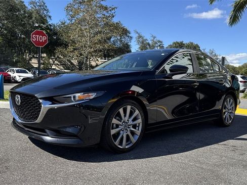 Used 2020 MAZDA MAZDA3 Sedan w/ Preferred Package image 29