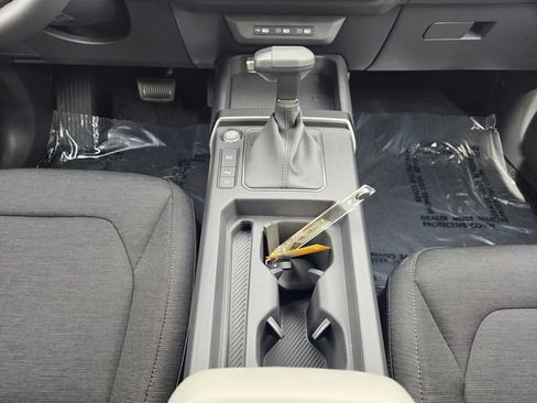 New 2027 Kia Seltos LX FWD image 11