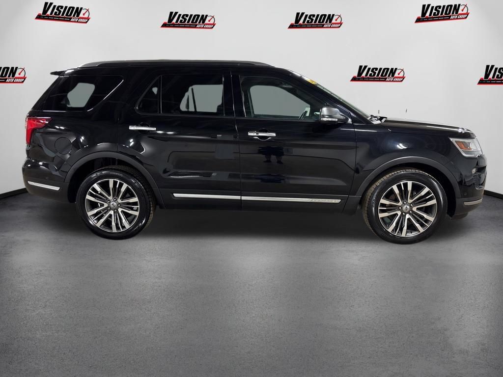 Used 2019 Ford Explorer Platinum AWD/4WD image 4