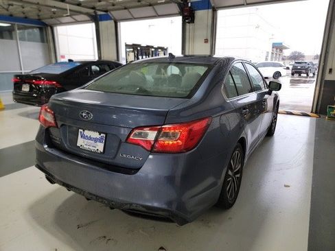 Used 2018 Subaru Legacy 2.5i Premium image 5