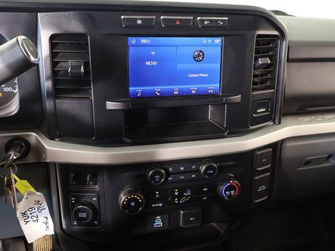 Used 2024 Ford F250 XLT w/ FX4 Off-Road Package image 5