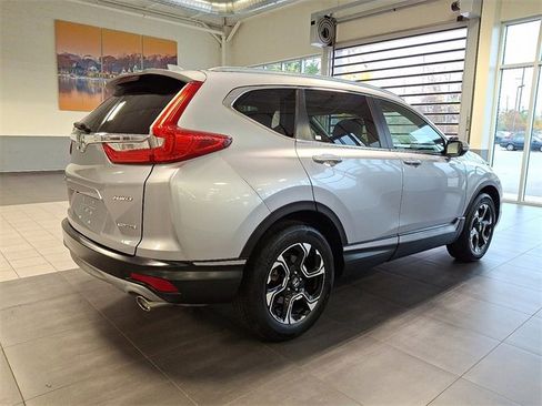 Used 2018 Honda CR-V Touring image 6