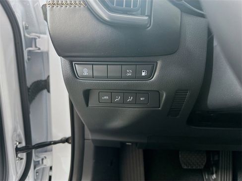 New 2025 MAZDA CX-50 AWD 2.5 Hybrid w/ Premium Pkg image 18