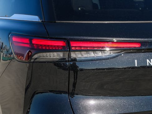 New 2026 INFINITI QX60 Luxe image 9