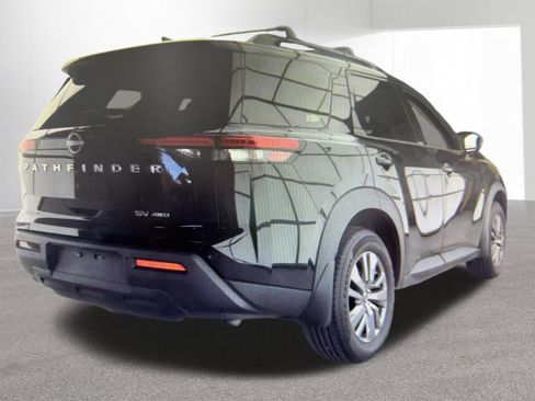 Used 2024 Nissan Pathfinder SV AWD/4WD image 6