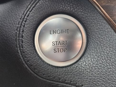 Certified 2017 Mercedes-Benz GLS 450 4MATIC image 17