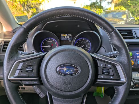 Used 2019 Subaru Outback 2.5i Premium image 25