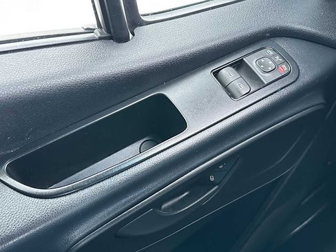 Used 2023 Mercedes-Benz Sprinter 2500 image 34