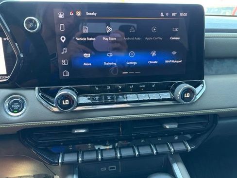 Certified 2024 Chevrolet Colorado ZR2 w/ Technology Package AWD/4WD image 30