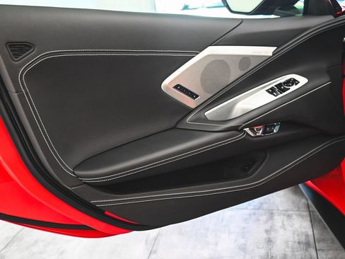 Used 2024 Chevrolet Corvette Stingray Premium Cpe w/ Z51 Performance Package RWD image 8
