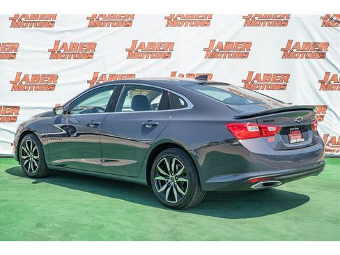 Used 2025 Chevrolet Malibu RS w/ LPO, Floor Liner Package FWD image 3